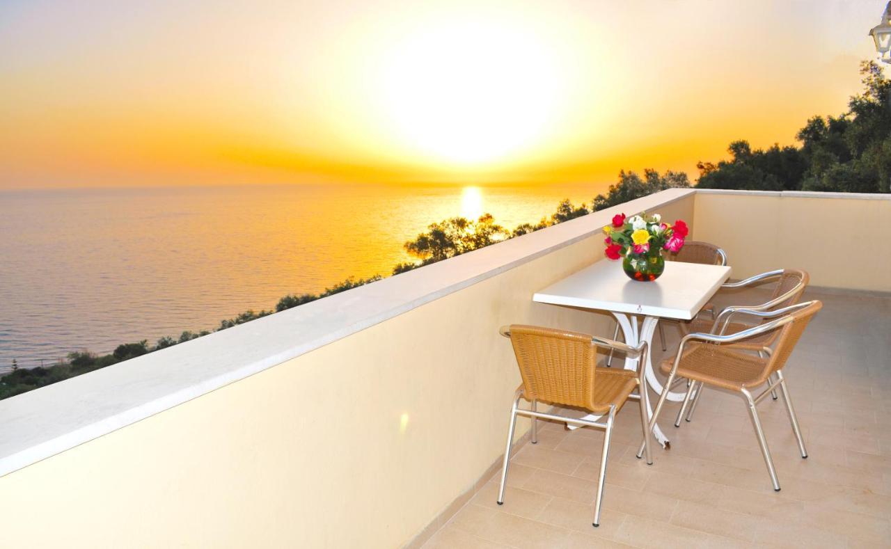 Beautiful Holiday Apartments Maria With Amazing Pool - Agios Gordios Beach Exterior foto